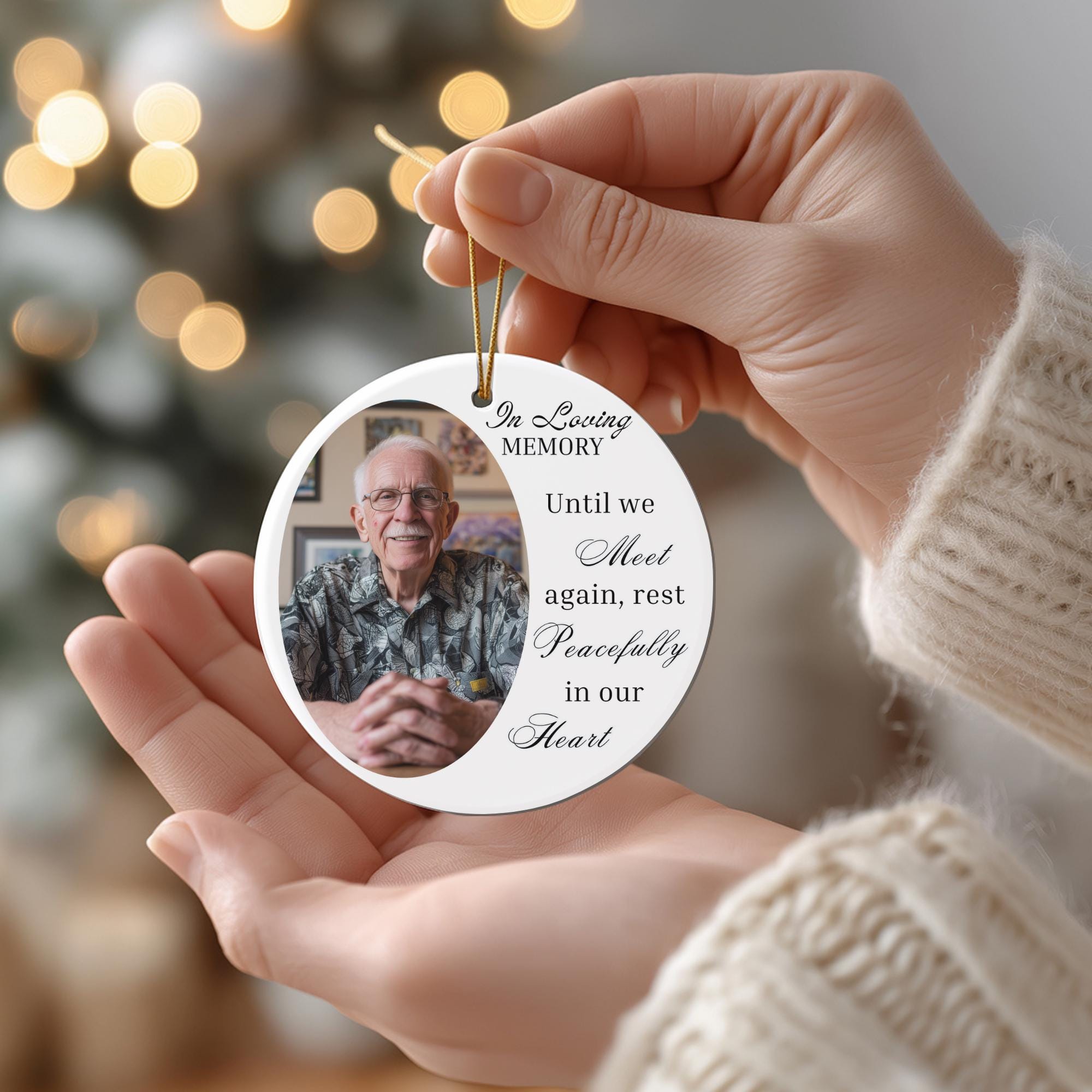 10 In Loving Memory Ornament Editable Template, Round Memorial in Heaven, Memorial Ornaments Template, In Loving Memory Heaven Ornament - Editable Memorial Canva Template